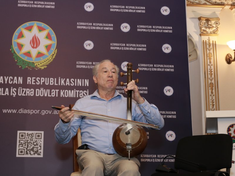 Diasporla İş üzrə Dövlət Komitəsinin və Azərbaycan Diasporuna Dəstək Fondunun yaranma günləri qeyd edilib