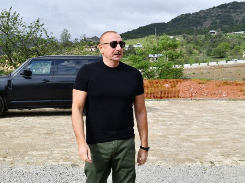Prezident İlham Əliyev Şuşa rayonunda səfərdədir