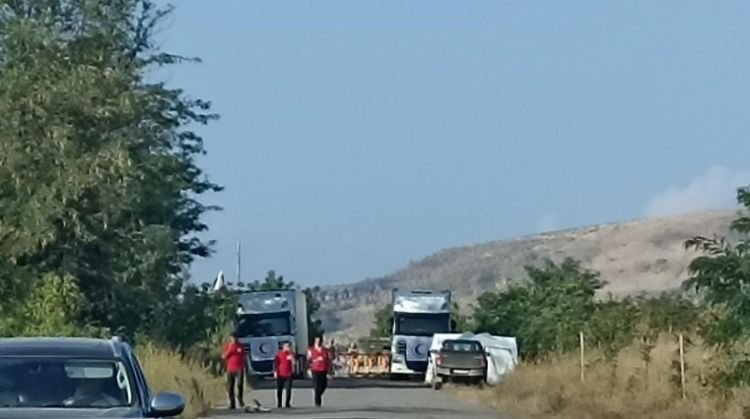 Bakıdan erməniəsilli şəxslərə yardım aparan humanitar karvan 2 gündür Ağdam-Xankəndi yolunda gözləyir