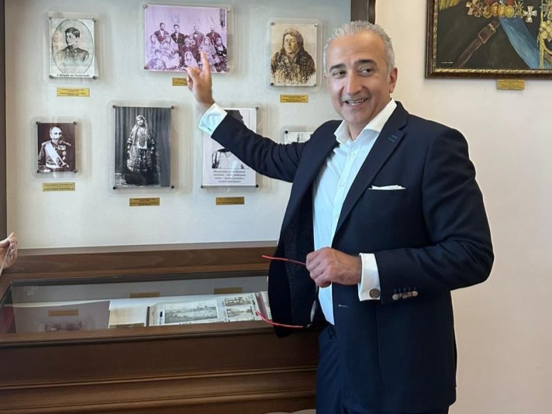 İrəvan xanının varisi: “Doğum günümə ən yaxşı hədiyyə Naxçıvanda, İrəvanın sərhədində Ağrı dağına baxmaq oldu”