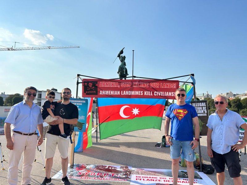 Vyananın mərkəzində Azərbaycan icmasının etiraz aksiyası təşkil edilib