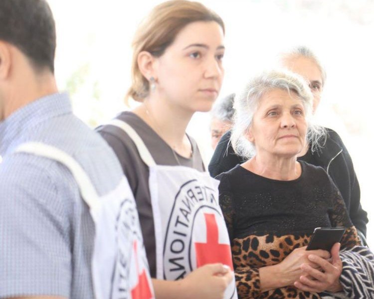 BQXK əməkdaşlarının müşayiəti ilə Xankəndi-Gorus istiqamətində erməniəsilli şəxslərin sərbəst keçidi növbəti dəfə təmin edilib