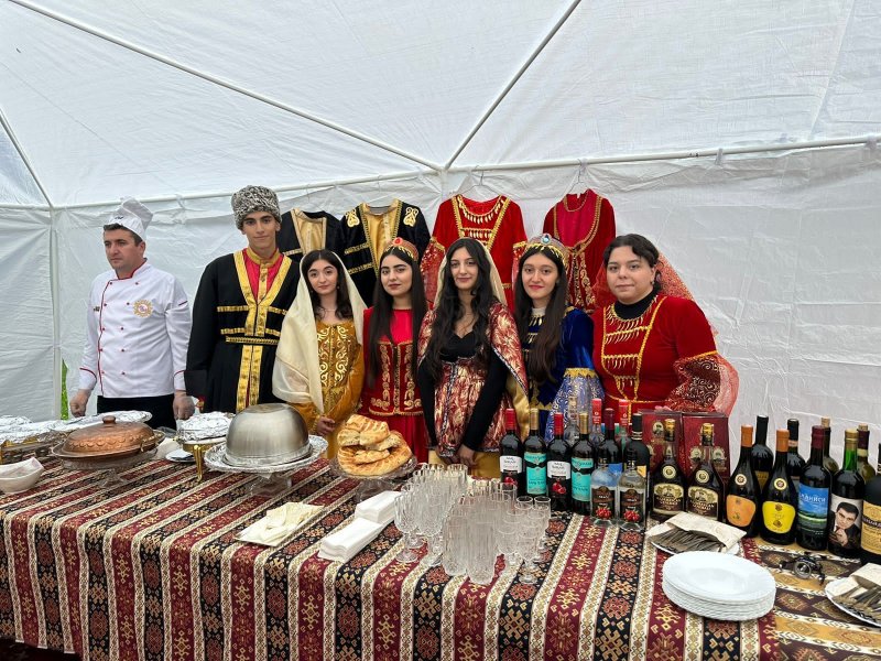 Yekaterinburqdakı diasporumuz Orta Ural Xalqları Günündə uğurla iştirak edib