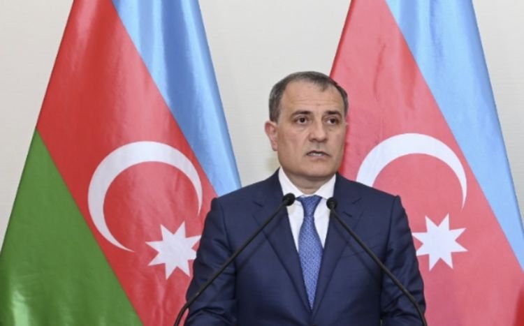 Ceyhun Bayramov: 
