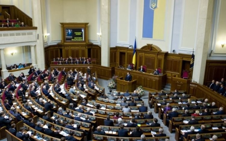 “Ukrayna parlamenti müdafiə nazirinin istefasını təsdiqləyib