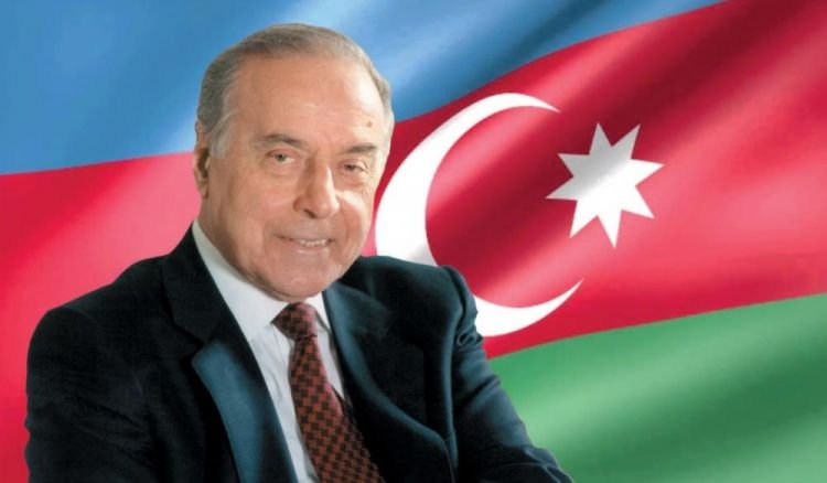 Heydər Əliyev və demokratik dövlət quruculuğu