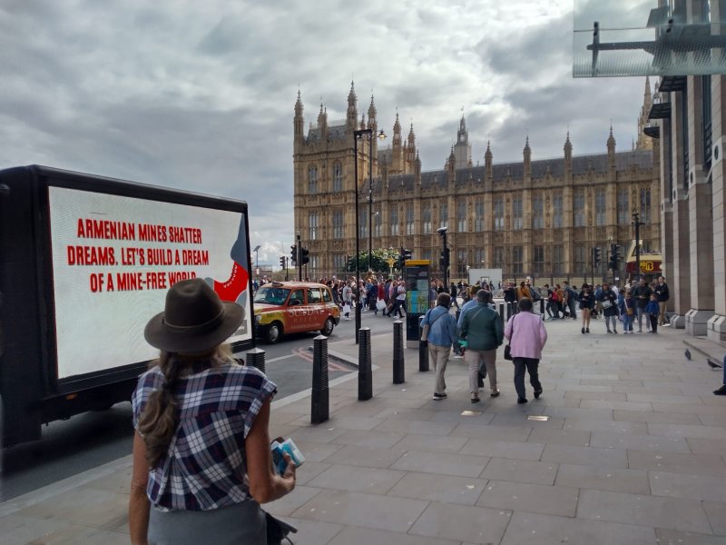 London və Mançesterdə Ermənistanın mina terroru ilə bağlı məlumatlandırma aksiyası təşkil edilib