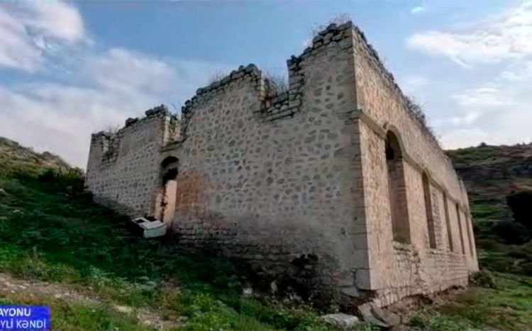 Şuşanın Malıbəyli kəndindəki məscidin ermənilər tərəfindən təhqir edilməsi faktı üzə çıxıb