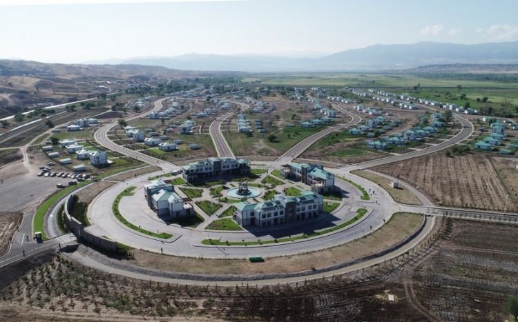 Azad edilmiş ərazilərdə işlə təmin olunan şəxslərin sayı açıqlanıb