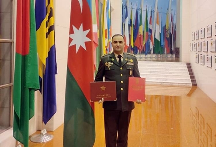 Azərbaycanın hərbi qulluqçusu Çin Hərbi Akademiyasını fərqlənmə diplomu ilə bitirib