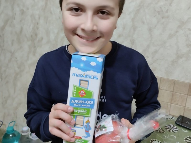 Moldova azərbaycanlıları uşaqları hədiyyələrlə sevindirib