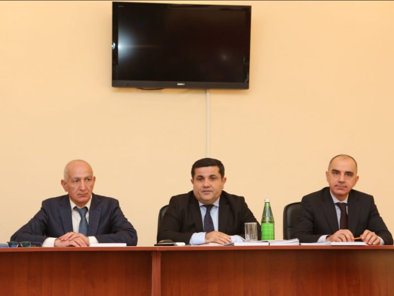“Vətəndaşların seçki hüququnun təmini” mövzusunda növbəti dəyirmi masa təşkil olunub