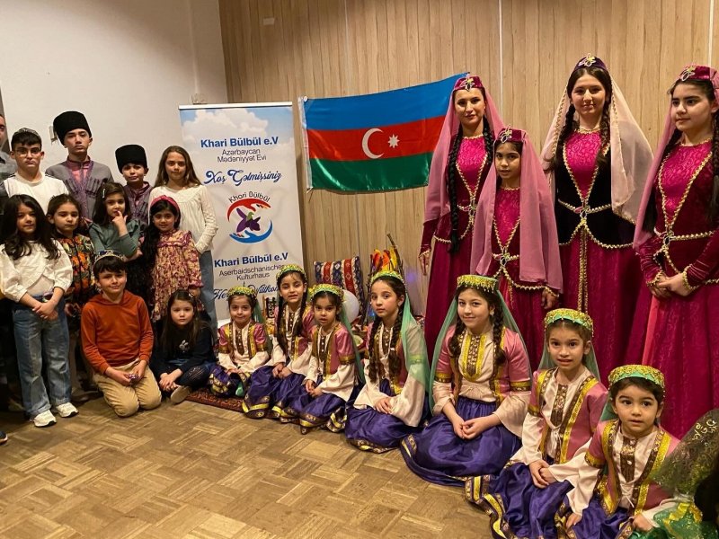 “Berlində “Xarı Bülbül” Azərbaycan Mədəniyyət Evi Novruz şənliyi təşkil edib