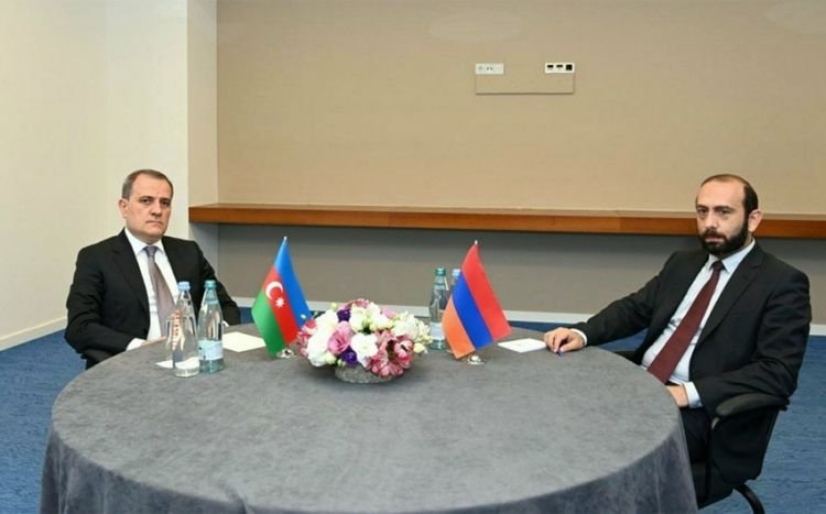“Ermənistan XİN: Ararat Mirzoyan və Ceyhun Bayramov Almatıda görüşəcəklər