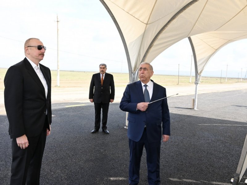 “Prezident İlham Əliyev Hacıqabul rayonunda avtomobil yolunun açılışında iştirak edib