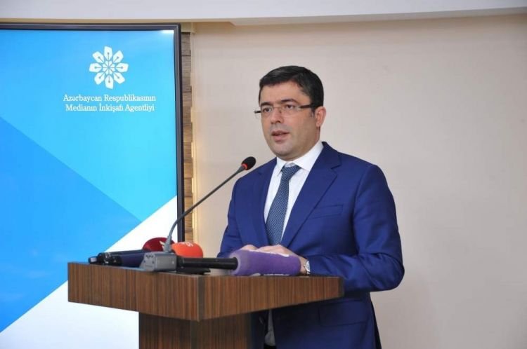 Əhməd İsmayılov: Dövlət-media dialoqunun yaradılması cəmiyyətin sosial sifarişi kimi meydana çıxıb