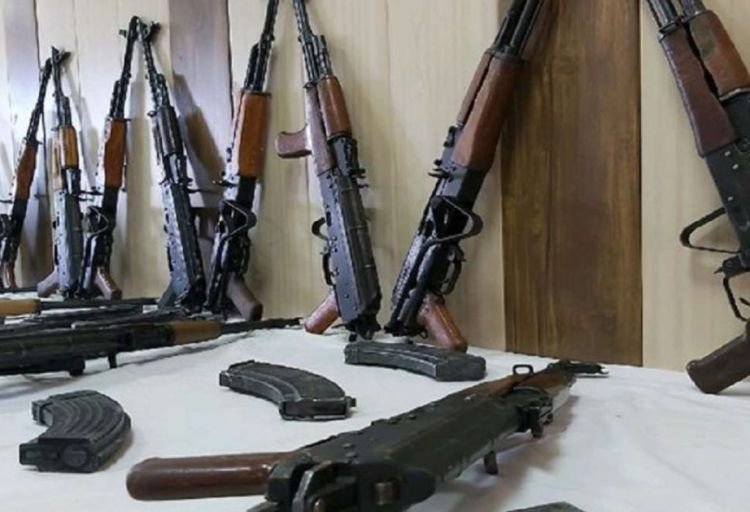 Xankəndi şəhərində ötən həftə 40 avtomat, 8 tapança, 3 pulemyot aşkarlanıb