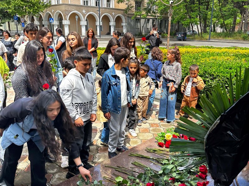 Rustavidə Ümummilli Lider Heydər Əliyevin anadan olmasının 101 illiyi qeyd edilib