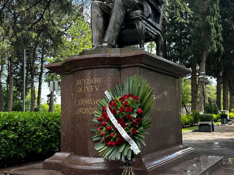 Rustavidə Ümummilli Lider Heydər Əliyevin anadan olmasının 101 illiyi qeyd edilib