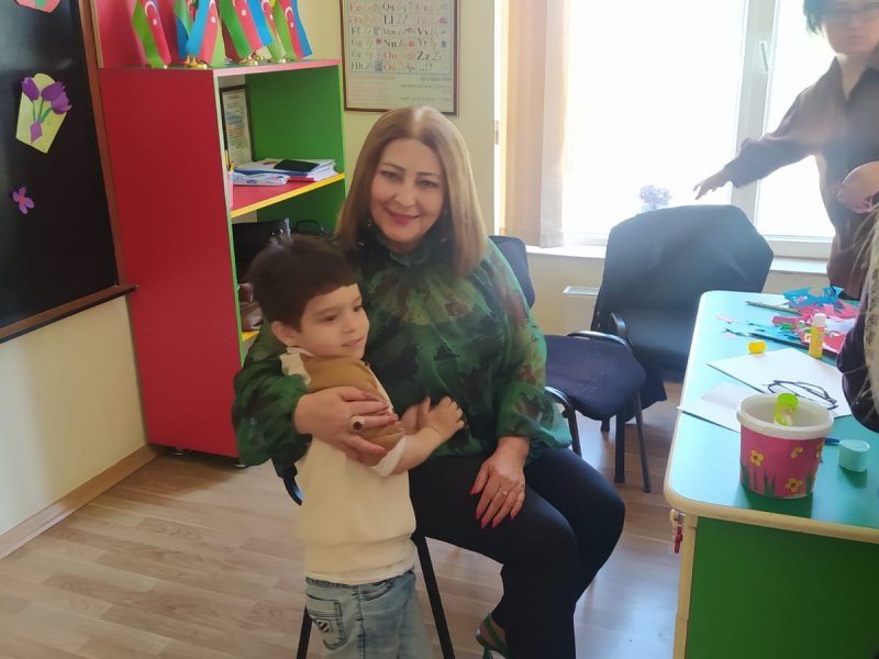 BALAKƏN ŞƏHƏR DÖRD NÖMRƏLİ KÖRPƏLƏR EVİ-UŞAQ BAĞÇASININ BİNASI ŞƏHƏRƏ XÜSUSİ GÖZƏLLİK VERİR-FOTOLAR.