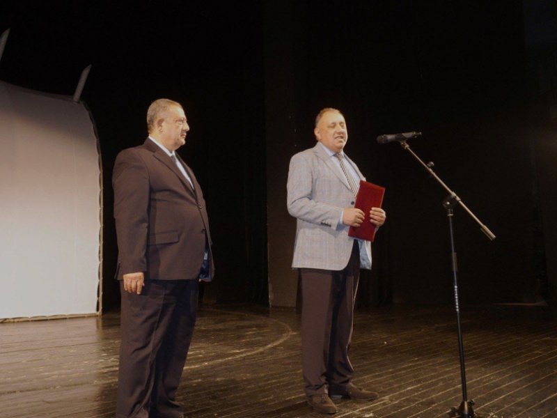 Gənc Tamaşaçılar Teatrında “Mənim ağ göyərçinim” tamaşası nümayiş edilib