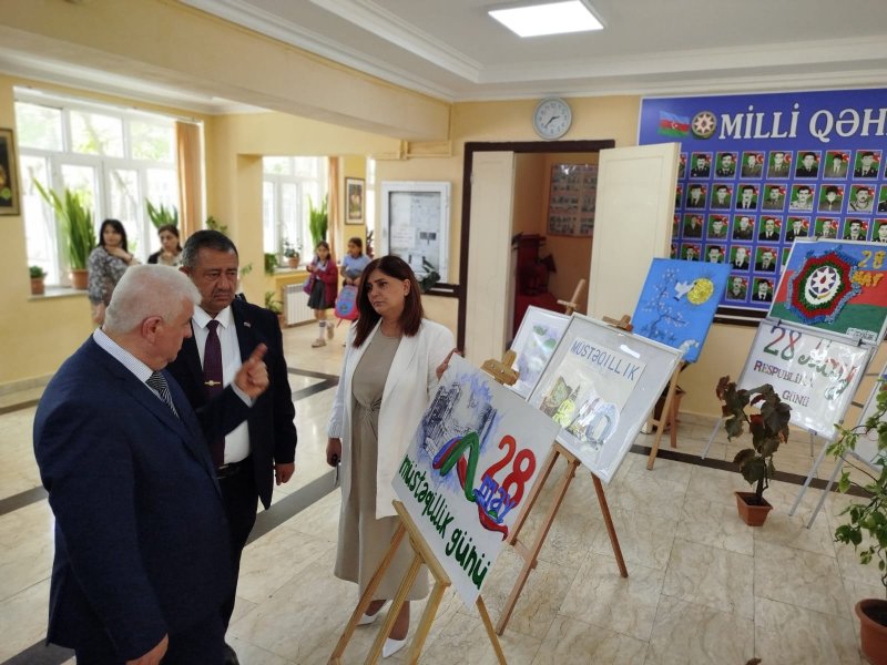28 may - Müstəqillik günü ilə əlaqədar "Arşın mal alan məktəbin səhnəsində" adlı tədbir keçirilmişdir-FOTOLAR.
