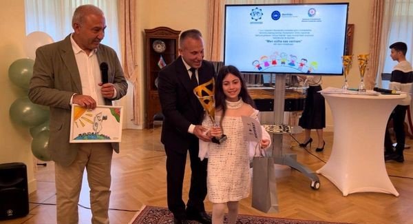 Niderlandda soydaşlarımız Uşaqların Beynəlxalq Müdafiəsi Günü münasibətilə tədbir və rəsm sərgisi keçirib