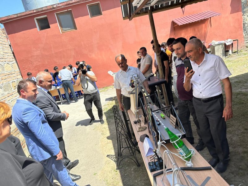 ŞƏKİ DÖVLƏT PEŞƏ TƏHSİL MƏRKƏZİNDƏ AÇIQ QAPI GÜNÜ OLUB-FOTOLAR.