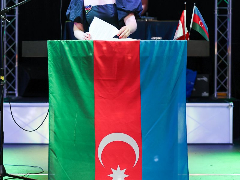 Hamilton şəhərində Azərbaycanın Dövlət bayrağının qaldırılması mərasimi və icma ilə görüş keçirilib