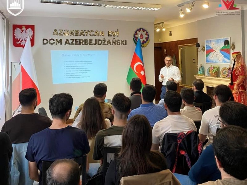 Varşava Azərbaycan Evində karyera təlimi müsbət nəticələr verib