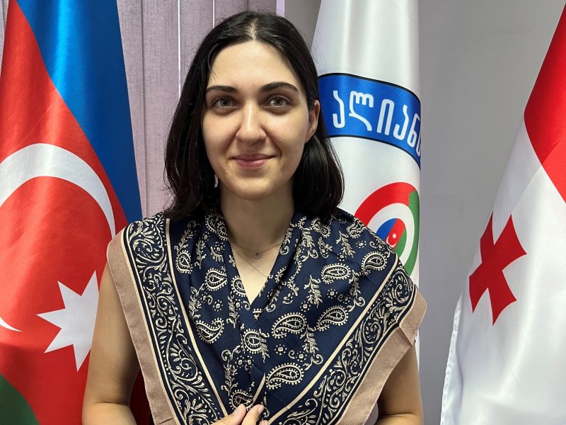 Əcnəbilər Tbilisidəki "Alyans" Gənclər Mərkəzində Azərbaycan dilini öyrənir