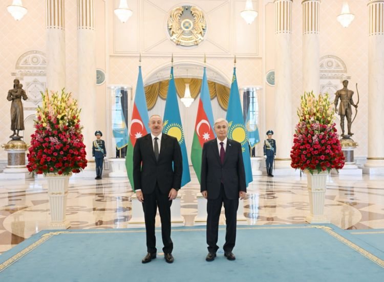 Prezident İlham Əliyev Astanada “ŞƏT plus” formatında keçirilən görüşdə iştirak etmək üçün “Müstəqillik” Sarayına gəlib