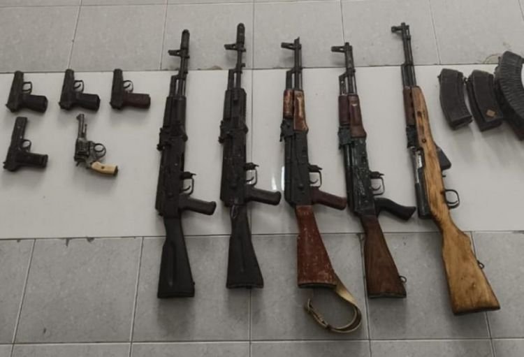 DİN: 1 avtomat silahı və 2 tüfəng təhvil götürülüb