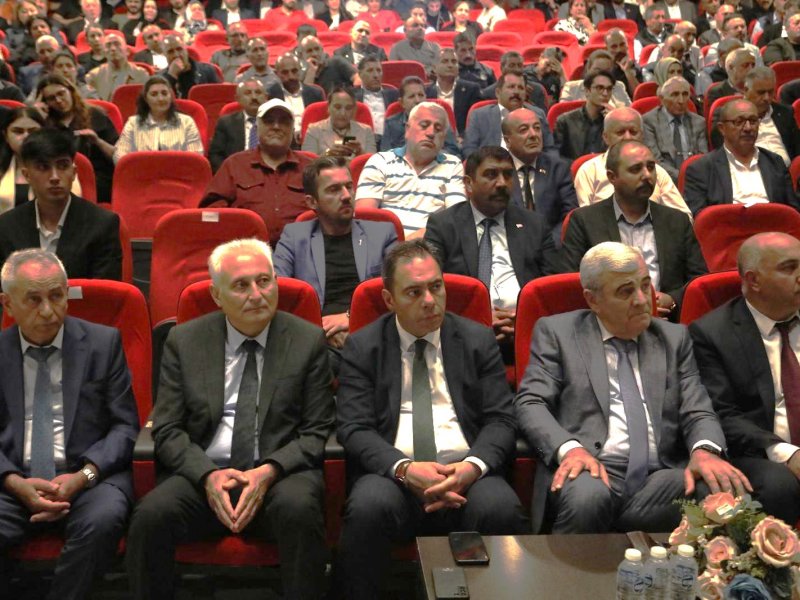 Qars şəhərində “Qərbi Azərbaycana qayıdış” Forumu keçirilib