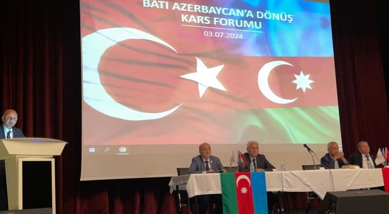 Qars şəhərində “Qərbi Azərbaycana qayıdış” Forumu keçirilib
