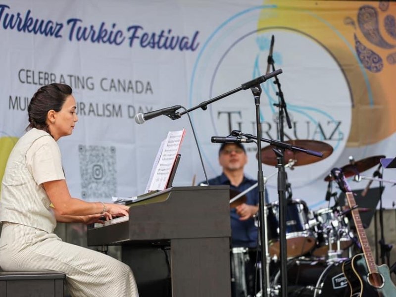 Torontoda Turkuaz Festivalı keçirilib