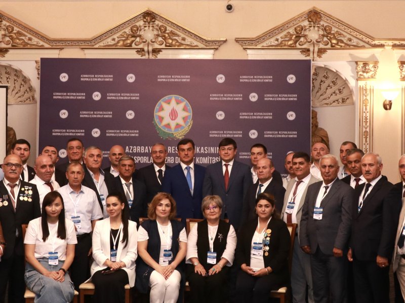 Qazaxıstanda fəaliyyət göstərən diasporumuzun nümayəndələri Dövlət Komitəsində olublar