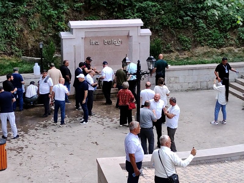 Qazaxıstanda fəaliyyət göstərən Azərbaycan diasporu nümayəndələri Füzuli və Şuşada səfərdə olublar