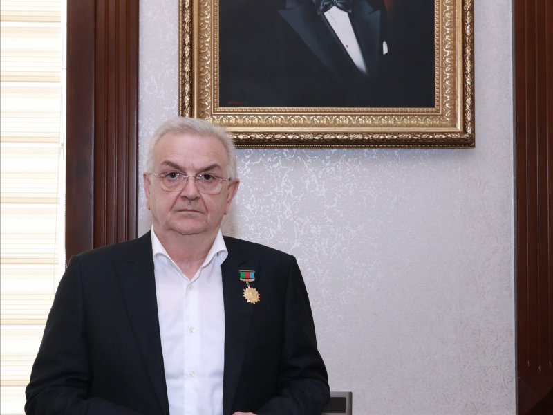 Məşhur onkoloq Məmməd Bağır Əliyevə “Heydər Əliyevin 100 illiyi (1923-2023)” yubiley medalı təqdim edilib