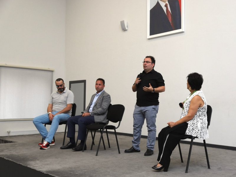 Diaspor Gənclərinin V Yay Düşərgəsində “Laçınlılar Laçında ” mövzusunda panel təşkil olunub
