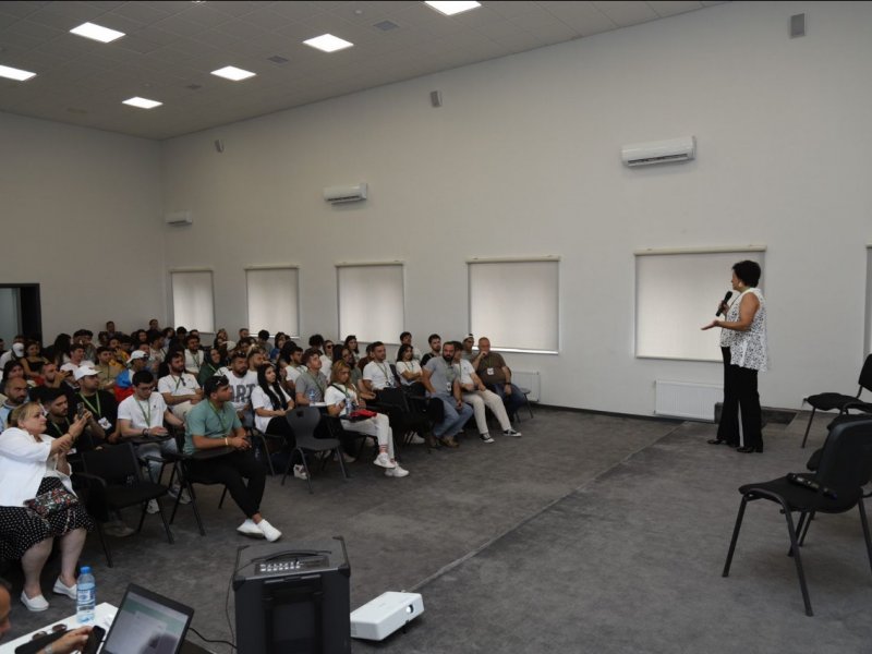 Diaspor Gənclərinin V Yay Düşərgəsində “Laçınlılar Laçında ” mövzusunda panel təşkil olunub