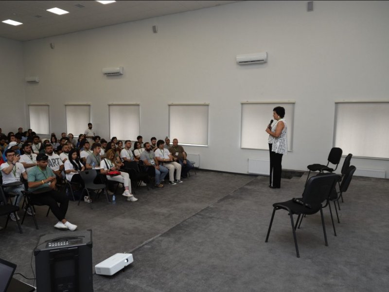 Diaspor Gənclərinin V Yay Düşərgəsində “Laçınlılar Laçında ” mövzusunda panel təşkil olunub