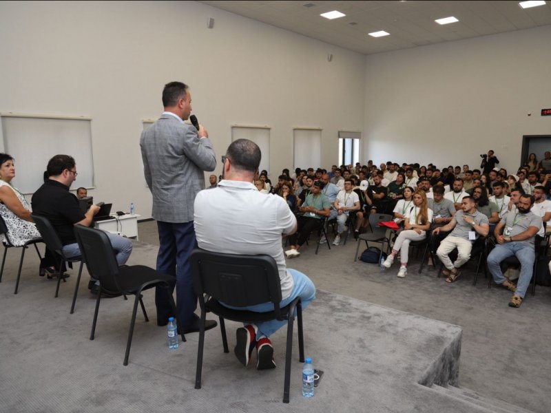 Diaspor Gənclərinin V Yay Düşərgəsində “Laçınlılar Laçında ” mövzusunda panel təşkil olunub