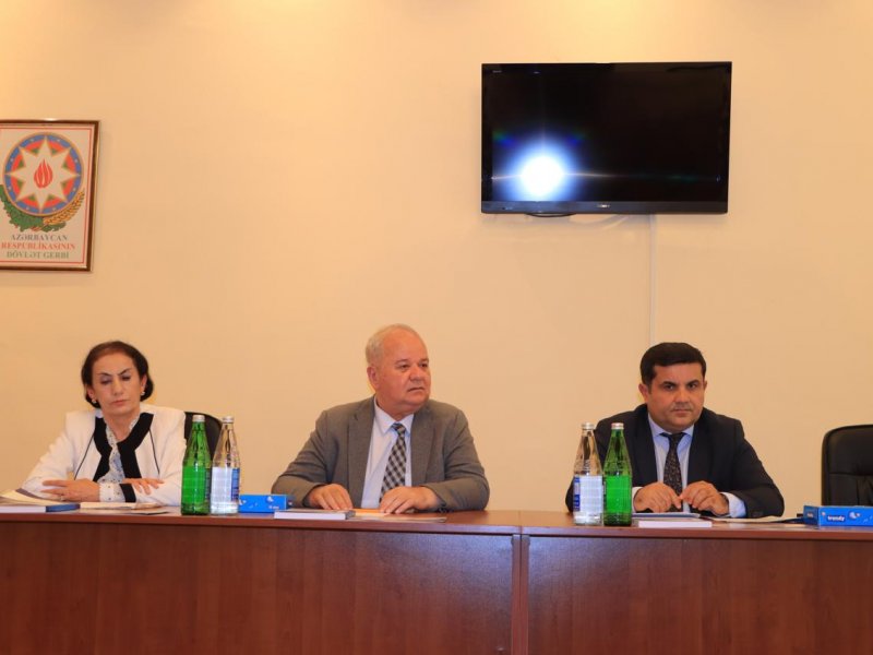 “Vətəndaşların seçki hüququnun təmini” mövzusunda növbəti dəyirmi masa Gəncədə təşkil olunub