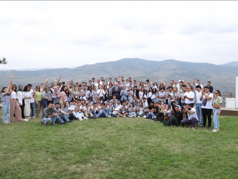 Diaspor Gənclərinin V Yay Düşərgəsinin rəsmi bağlanış mərasimi keçirilib