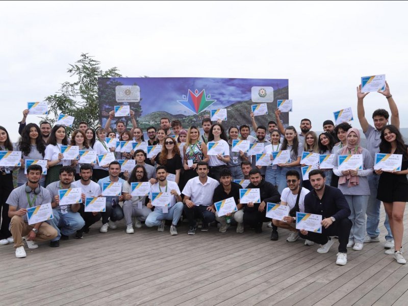 Diaspor Gənclərinin V Yay Düşərgəsinin rəsmi bağlanış mərasimi keçirilib