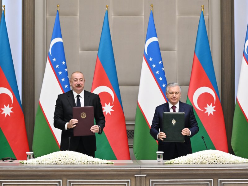 Bakı və Daşkənd qardaşlaşdı