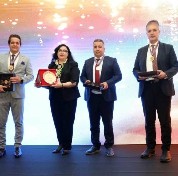 Azərbaycan Pediatrlar Assosiasiyası türk dünyasının tanınmış tibb alimlərini təltif edib