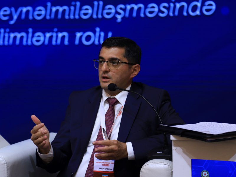 Azərbaycanda elm və ali təhsilin beynəlmiləlləşməsində alimlərin rolu” mövzusunda ilk panel müzakirəsi aparılıb 