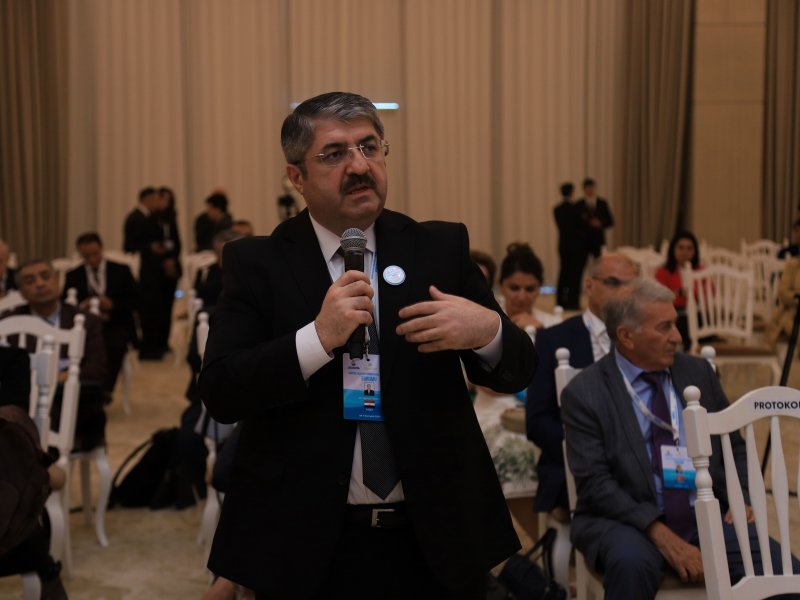 Azərbaycanda elm və ali təhsilin beynəlmiləlləşməsində alimlərin rolu” mövzusunda ilk panel müzakirəsi aparılıb 